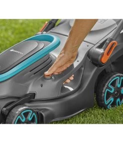 GARDENA Akku-Rasenmäher PowerMax 37/36V P4A Ready-To-Use Set -Freien Garten Geschäft 6677793 WE DE 002 GardenaPowermax