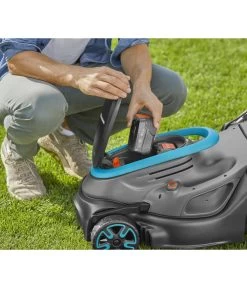 GARDENA Akku-Rasenmäher PowerMax 37/36V P4A Ready-To-Use Set -Freien Garten Geschäft 6677793 WE DE 003 GardenaPowermax